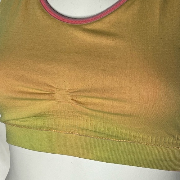 Reversible Sports Bra - Picture 6 of 7